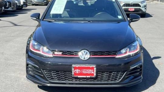 2019 volkswagen golf gti se