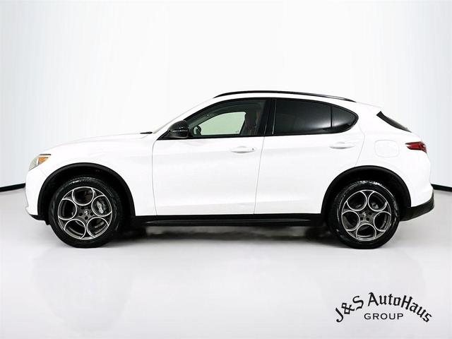 2021 alfa romeo stelvio base