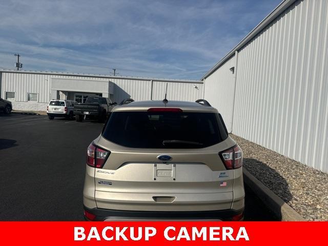 2018 ford escape se
