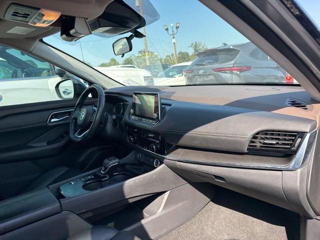 2021 nissan rogue sv