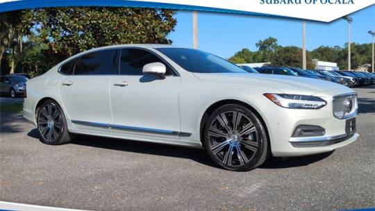 2022 Volvo S90