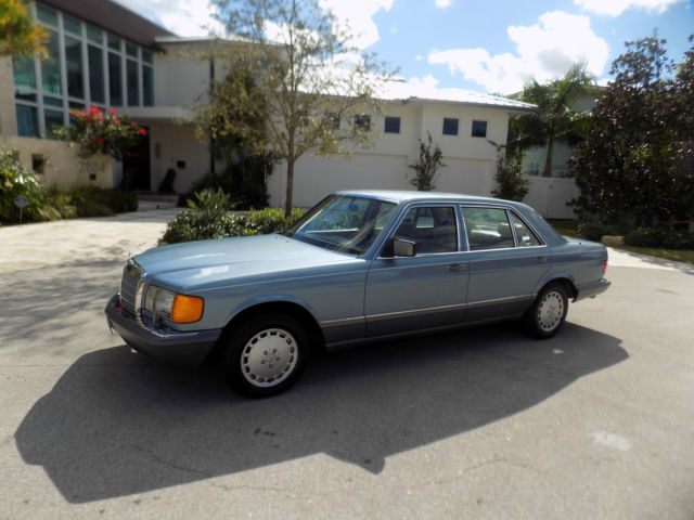 1986 mercedes 420 sel 1 owner car only 36 k miles . rare color combo .serviced