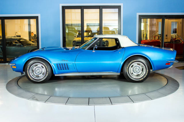 chevrolet corvette mulsanne blue with 70,003 miles, for sale!