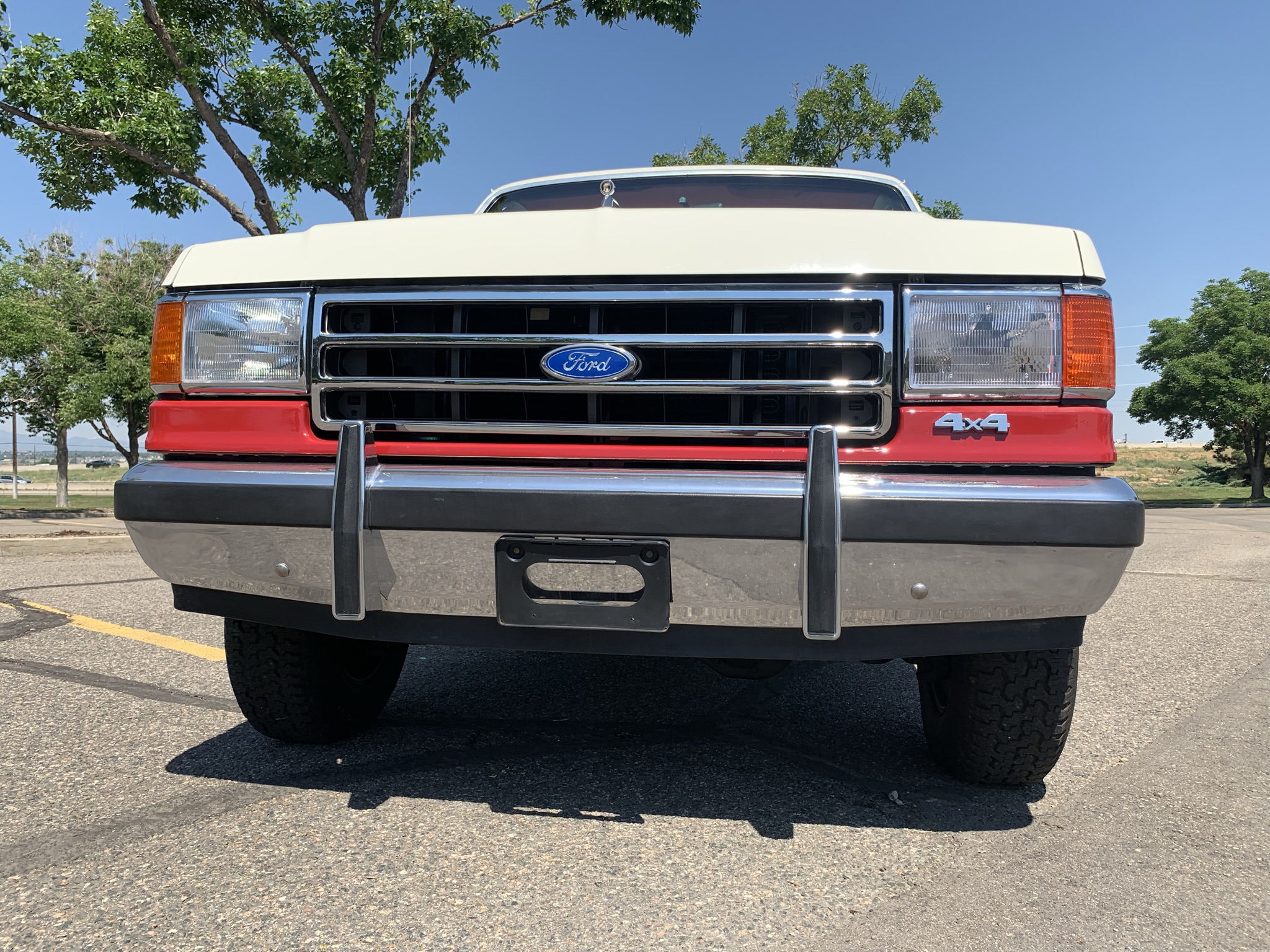 1988 ford f-150 xlt lariat 4×4 5-speed