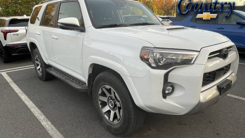 2024 toyota 4runner trd off-road premium