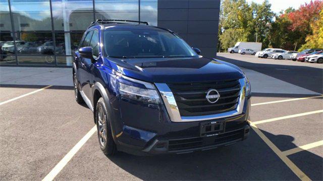 2022 nissan pathfinder sv 4wd