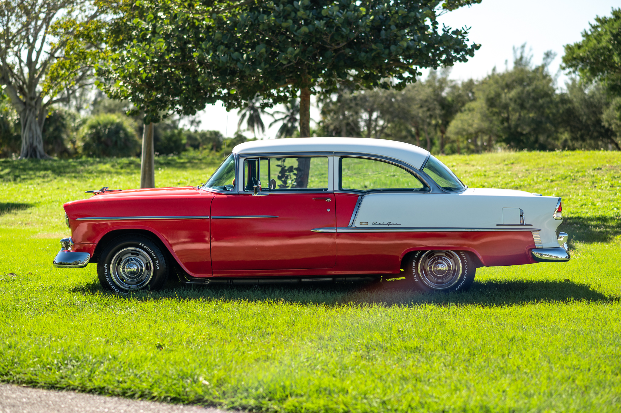 1955 chevrolet bel air 2-door sedan 4-speed