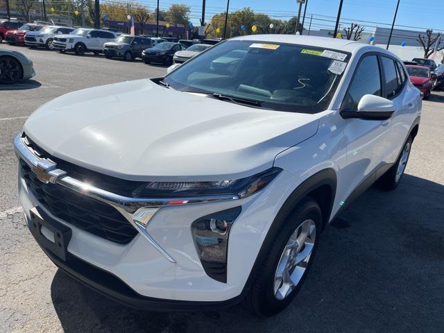 2024 chevrolet trax ls
