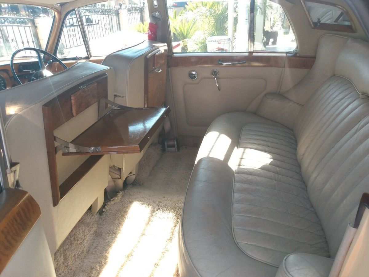 1965 rolls-royce silver cloud iii sedan brown rwd automatic