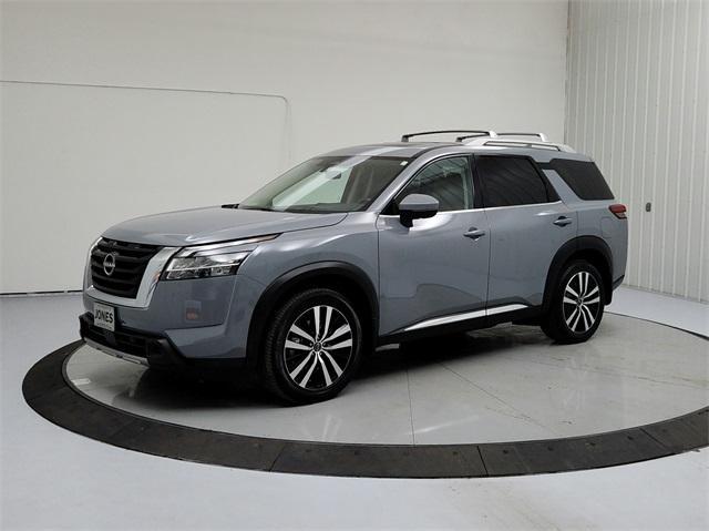 2023 nissan pathfinder platinum