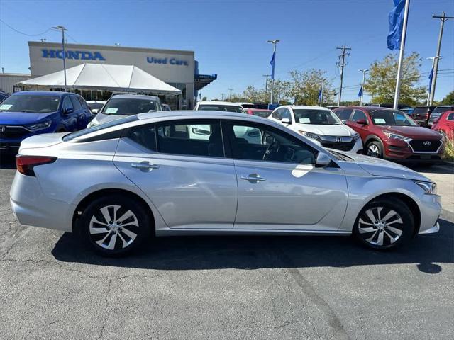 2019 nissan altima 2.5 s