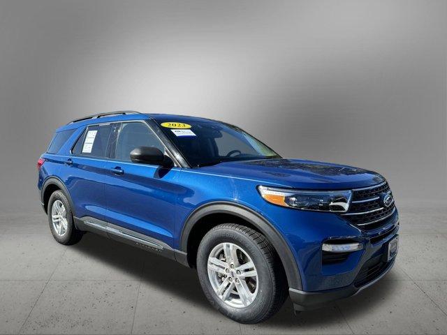 2023 ford explorer xlt