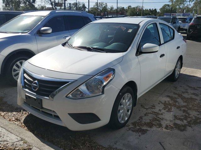 2017 nissan versa 1.6 s+