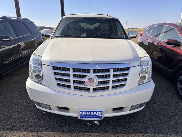2010 cadillac escalade luxury