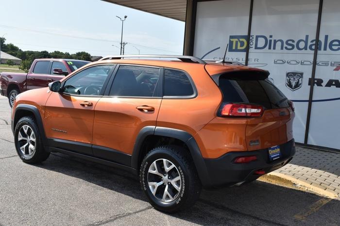used 2016 jeep cherokee 4wd trailhawk hastngs, ne 68901 for sale in good samaritan village, nebraska