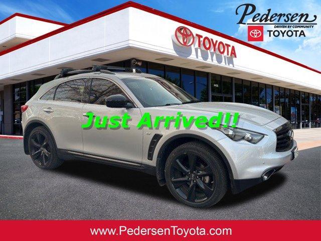 2016 infiniti qx70 base