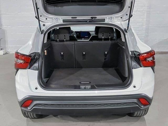 2024 chevrolet trax ls in flushing, new york