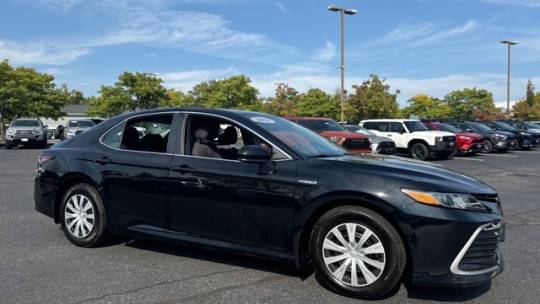 2021 toyota camry hybrid le