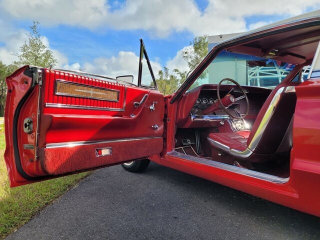1966 ford thunderbird