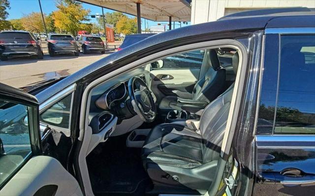 2017 chrysler pacifica touring-l