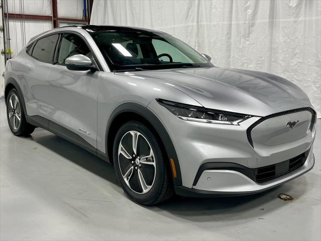 2021 ford mustang mach-e select