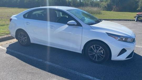 2023 Kia Forte lxs