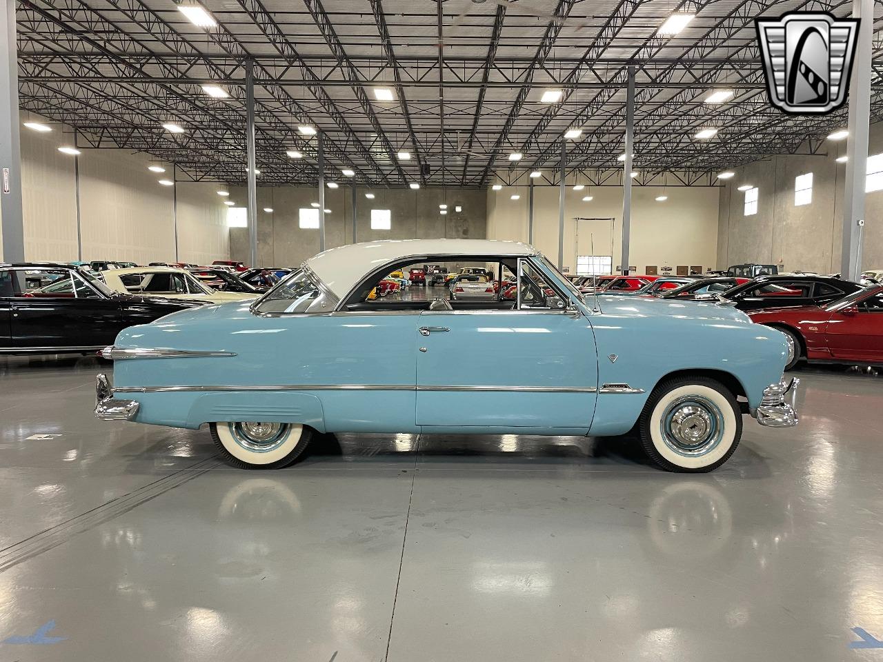 1951 ford victoria