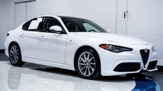 2022 Alfa Romeo Giulia