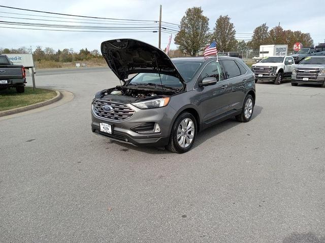 2022 ford edge titanium