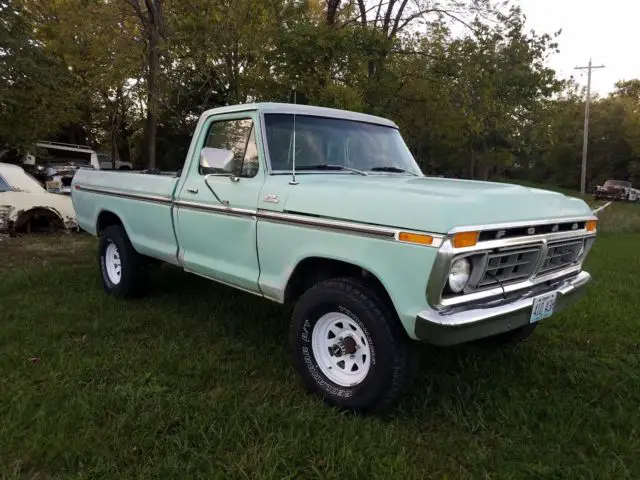 1977 f150 ranger 4x4 300 6 cyl, 4 speed. p/s, pdb, a/c. runs and drives great