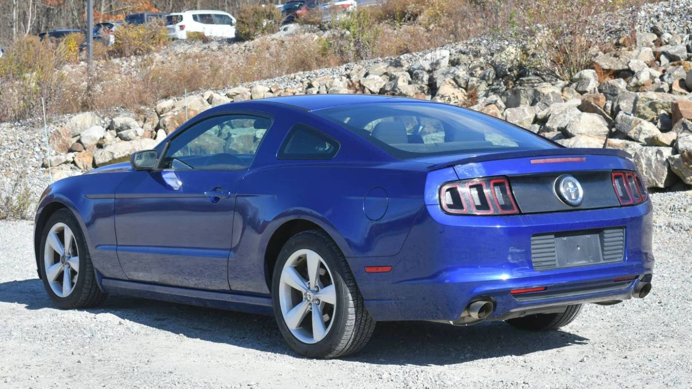 2014 ford mustang v6