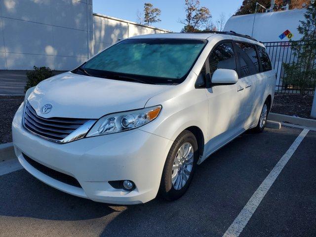 2015 toyota sienna l