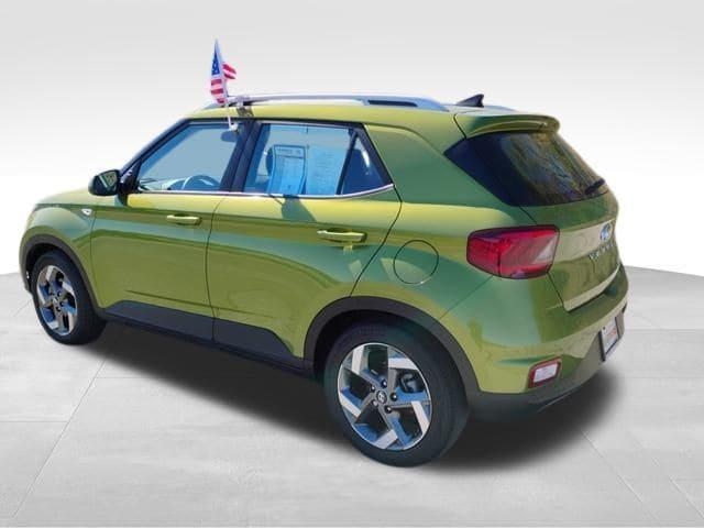 2022 hyundai venue sel
