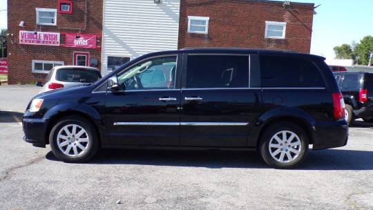 2011 Chrysler Town & Country