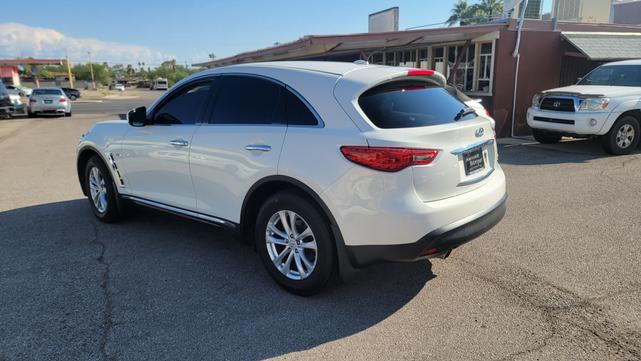 2014 infiniti qx70