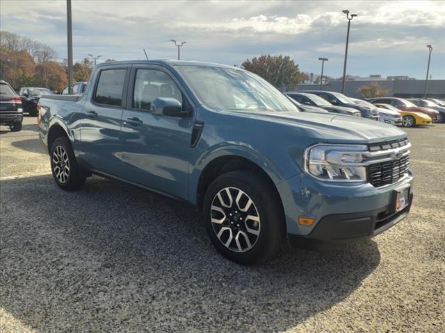 2022 ford maverick lariat