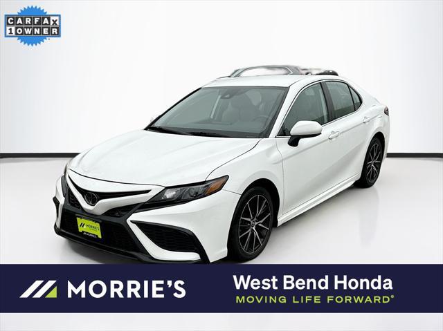 2021 toyota camry se
