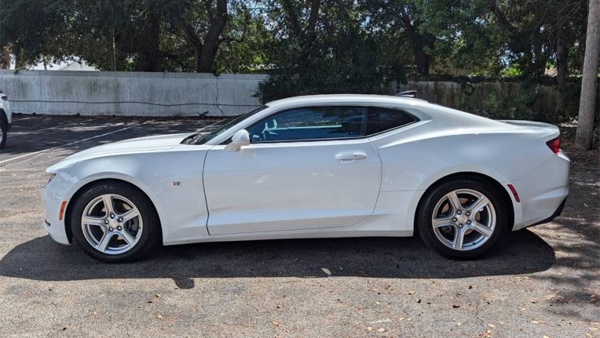 2023 chevrolet camaro lt