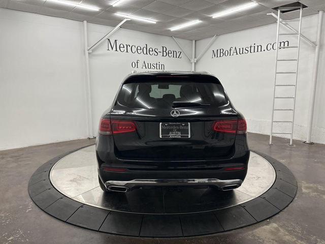 2022 mercedes-benz glc 300 base 4matic