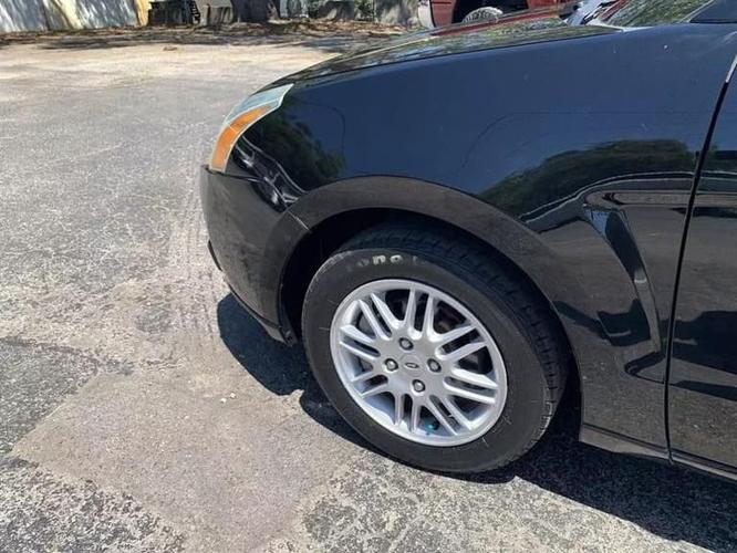 2011 ford focus se sedan 4d in tampa, florida