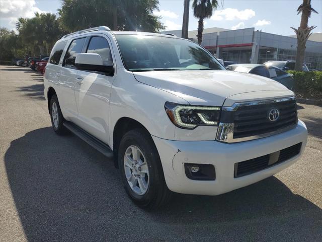 2020 toyota sequoia sr5
