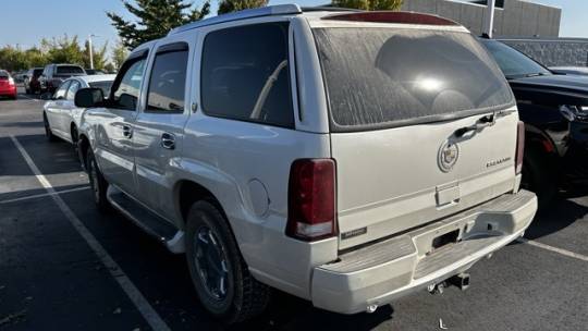 2004 cadillac escalade base