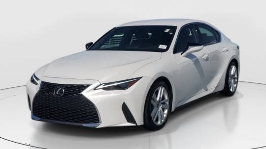 2022 Lexus IS