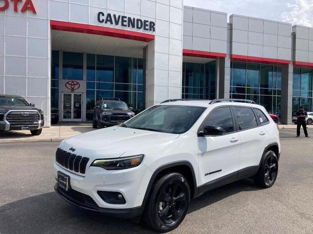 2023 jeep cherokee altitude lux