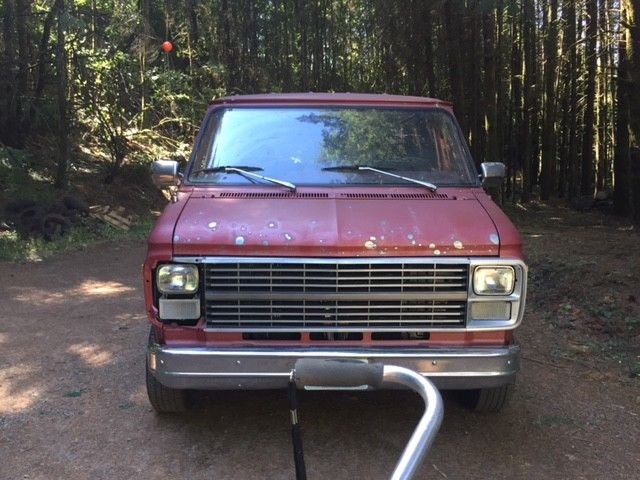 1984 chevy g20 van ( shorty van , everything new , vintage custom van , no rust