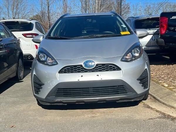 2018 toyota prius c in chicago, illinois