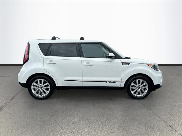 2019 kia soul +