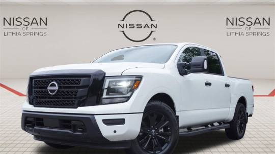 2024 Nissan Titan sv