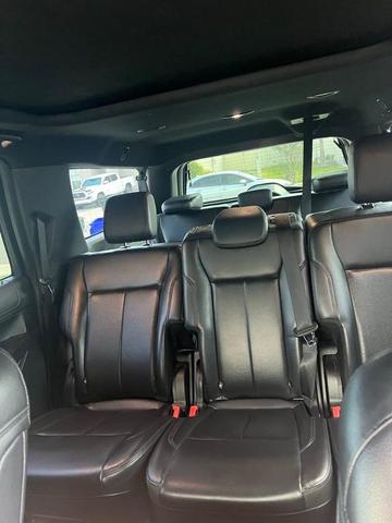 2019 ford expedition max xlt