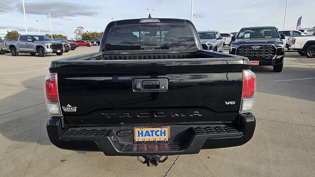 2023 toyota tacoma trd sport
